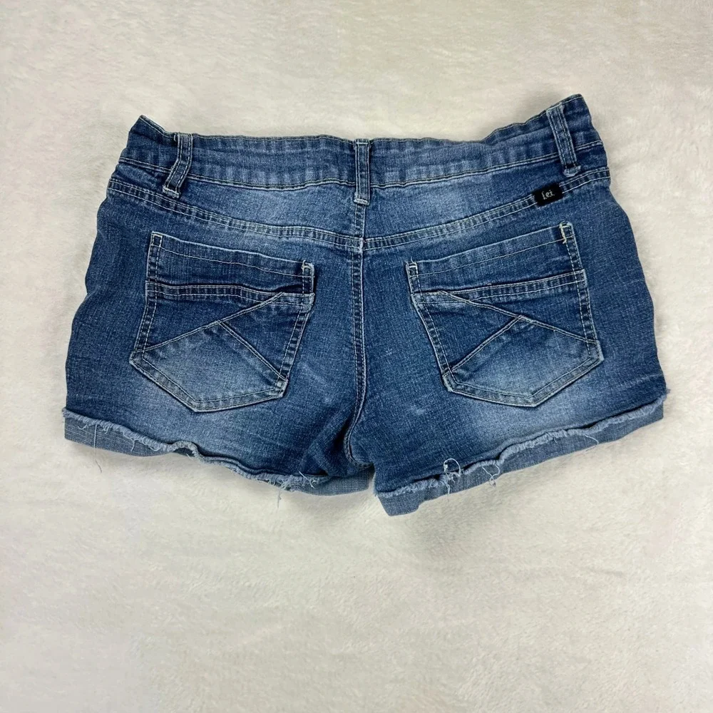 L.E.I Ashley Shorts‎ Womens 9 Low Rise Slim Distressed Cut Off Denim Y2K